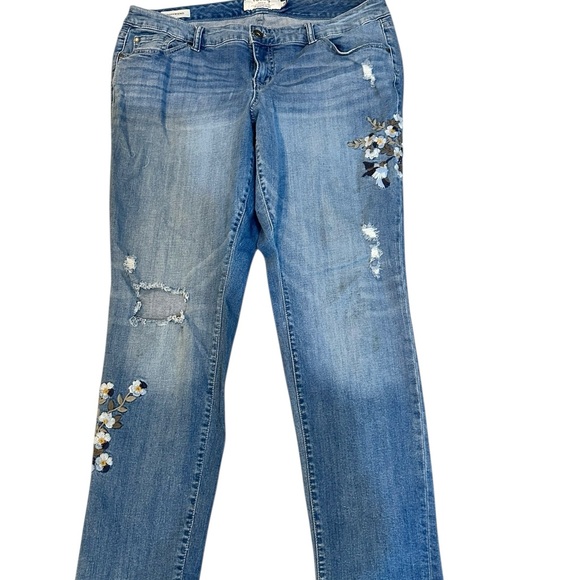 torrid Denim - Torrid Blue Straight Leg Jeans with Floral Accents